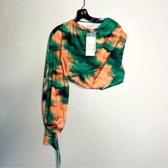 GIGIIS ASYMMETRICAL HALF SHOULDER BLOUSE TOP NWT - Picture 1 of 9